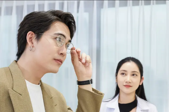 เลนส์สายตาสั้น
